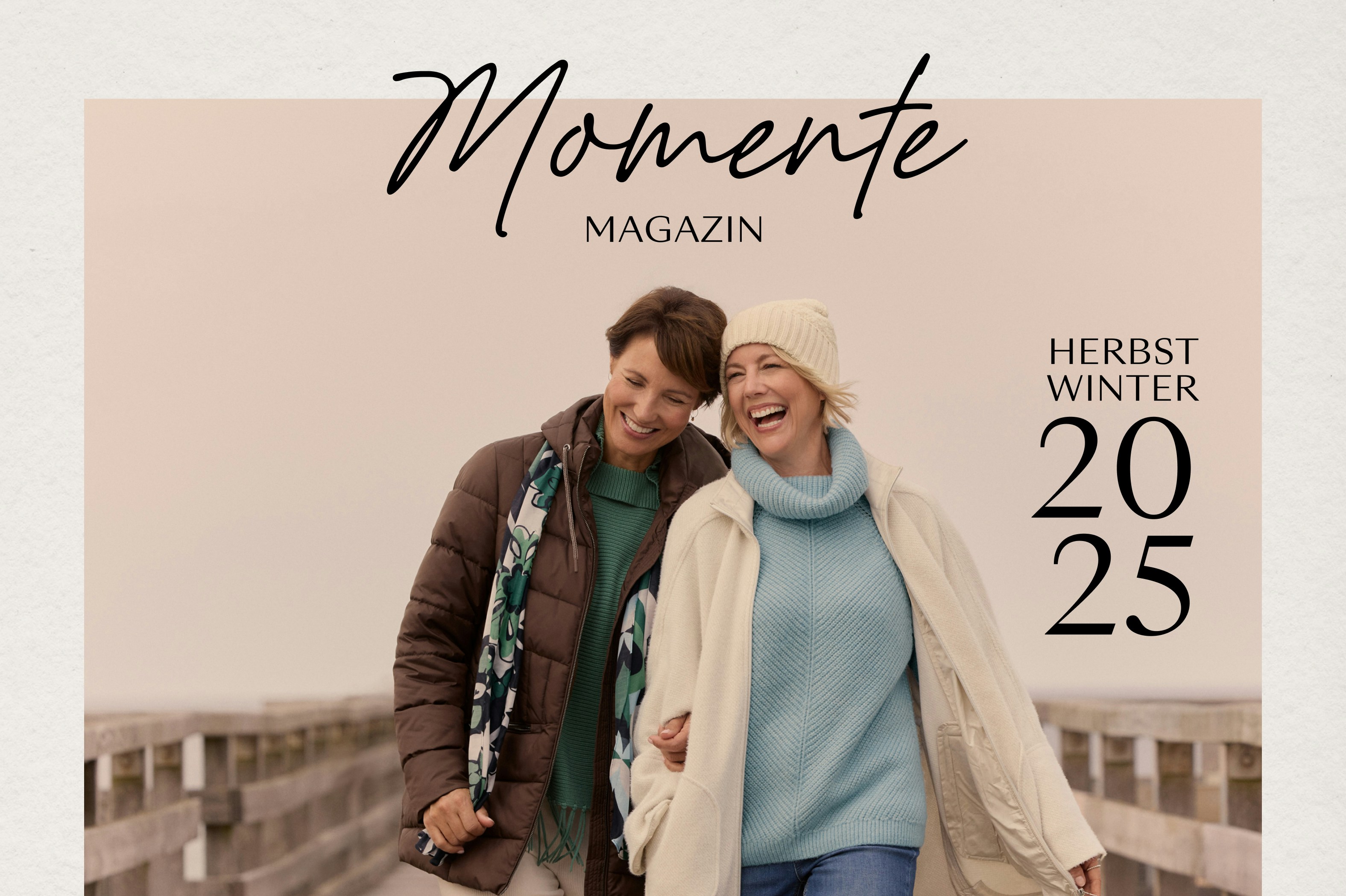 Bonita Herbst Outfit - Braune Jacke, grüner Pullover, Blauer Pullover und weiße Jacke 