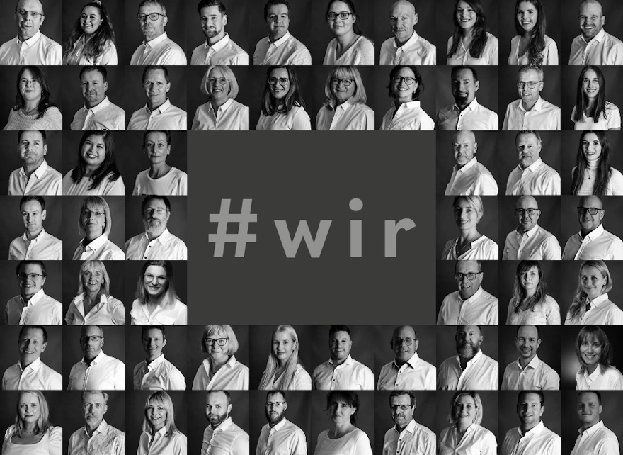 Mitarbeiter der Firma CASAMODA Heinrich Katt GmbH & Co. KG mit dem Schriftzug #Wir