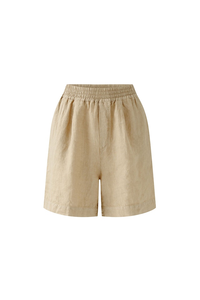 Shorts in brown linen with elasticated waistband.