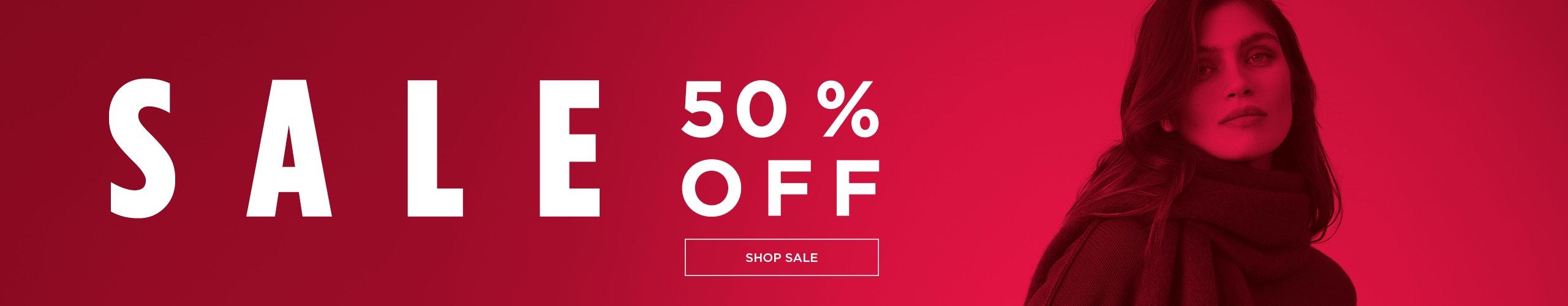 Roter Banner mit einer Frau rechts mit einem Schal und Text: Sale 50% OFF shop sale.